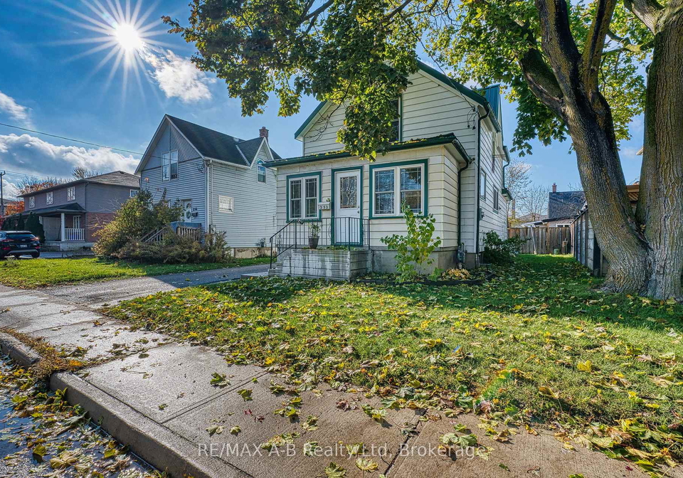 252-romeo-street-s-stratford-ontario-x12658810