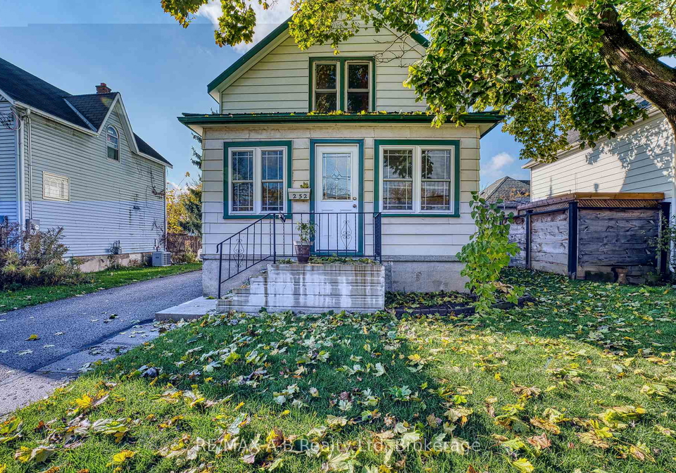 252-romeo-street-s-stratford-ontario-x12658810