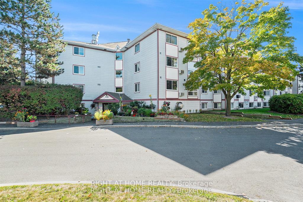 318-lorry-greenberg-drive-hunt-club-south-keys-and-area-ottawa-ontario-x12659142