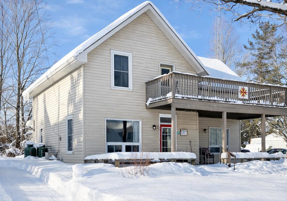 50-north-water-street-kawartha-lakes-ontario-x12659448