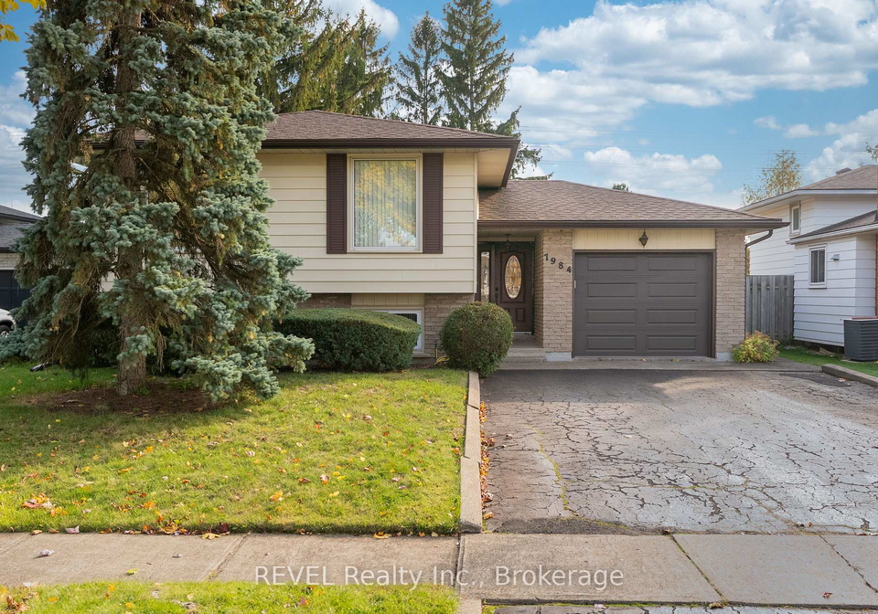 7984-thorton-street-niagara-falls-ontario-x12660234