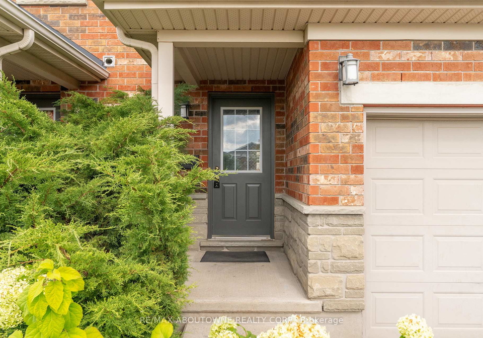 124-gosling-gardens-guelph-ontario-x12660288