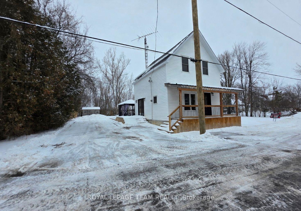 12361-winchester-springs-road-north-dundas-ontario-x12660346