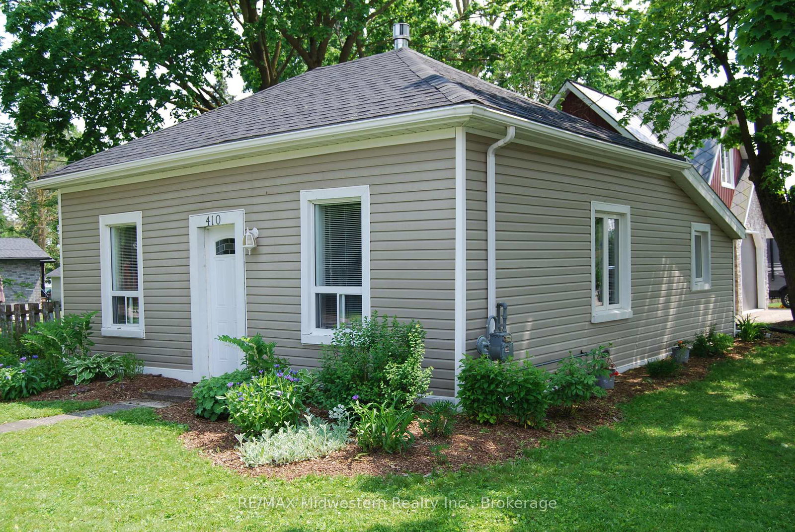410-temple-street-minto-ontario-x12660784