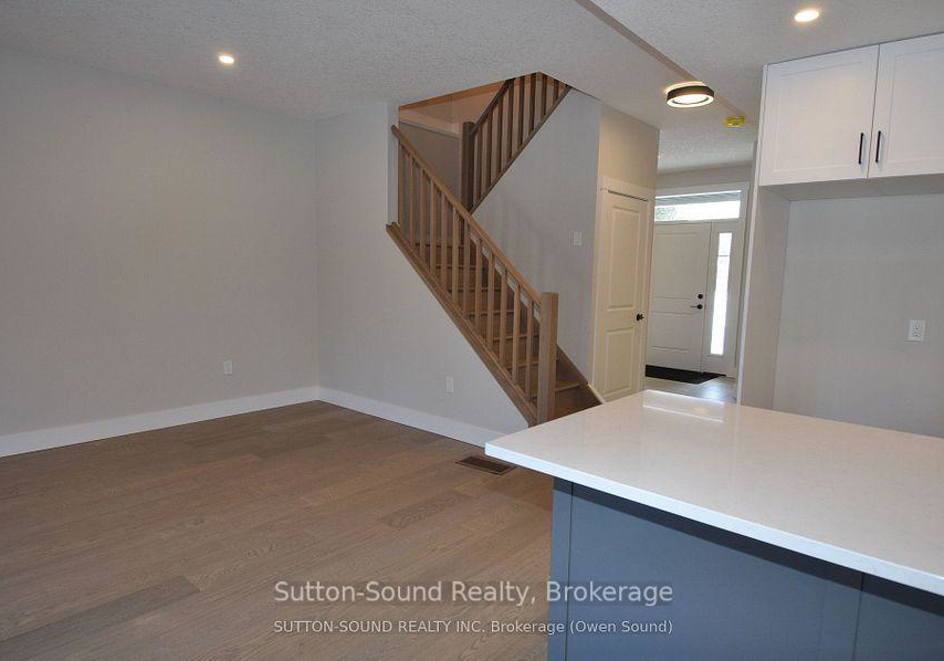 622-8th-street-w-owen-sound-ontario-x12661152