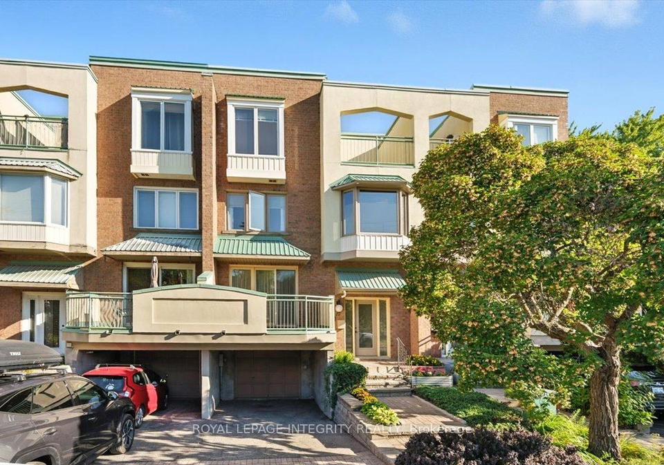 17-columbus-avenue-ottawa-ontario-x12661494