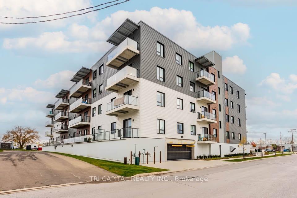 228-mcconnell-street-south-huron-ontario-x12661622