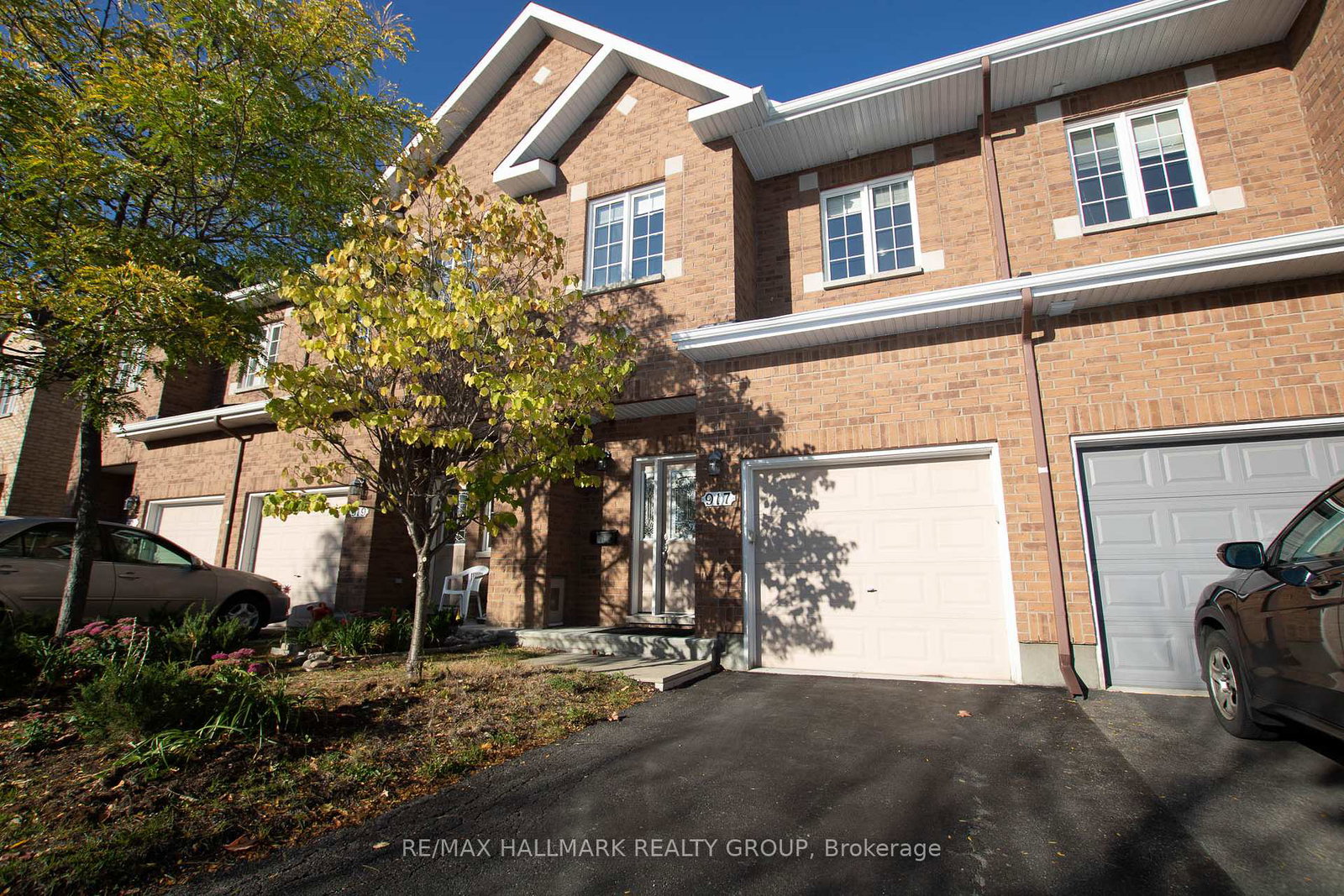 917-torovin-private-ottawa-ontario-x12661748