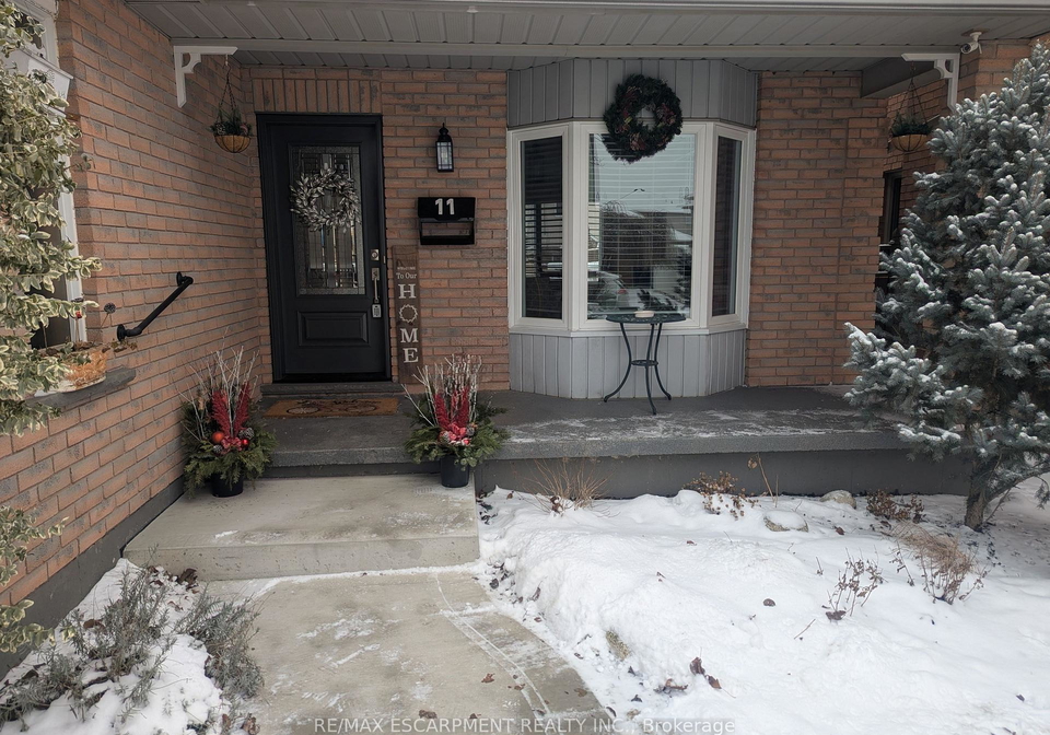 11-jacqueline-boulevard-hamilton-ontario-x12661750