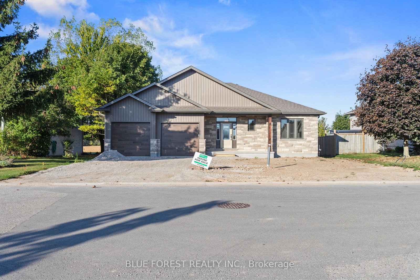 218-snyders-avenue-central-elgin-ontario-x12662054