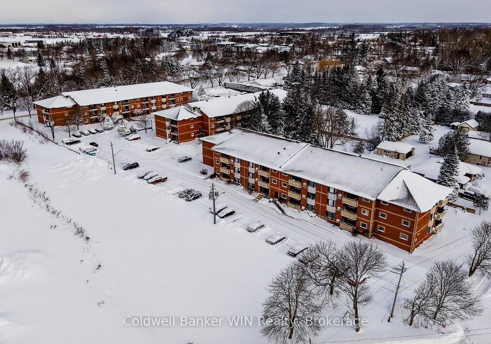 460-durham-street-w-wellington-north-ontario-x12662068