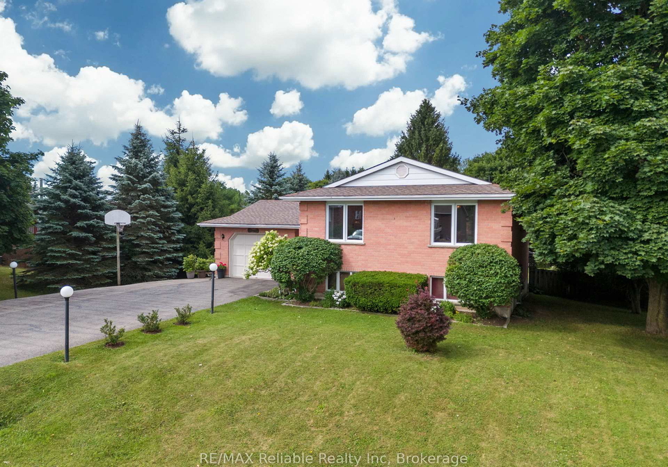 25-jordan-drive-north-huron-ontario-x12662334