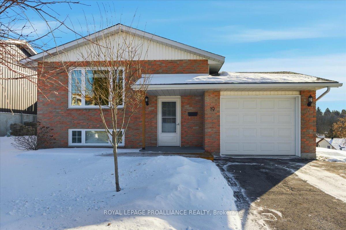19-fleming-road-quinte-west-ontario-x12662466