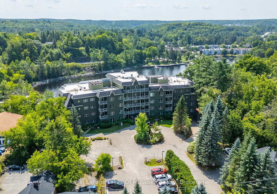 24-ontario-street-bracebridge-ontario-x12662526