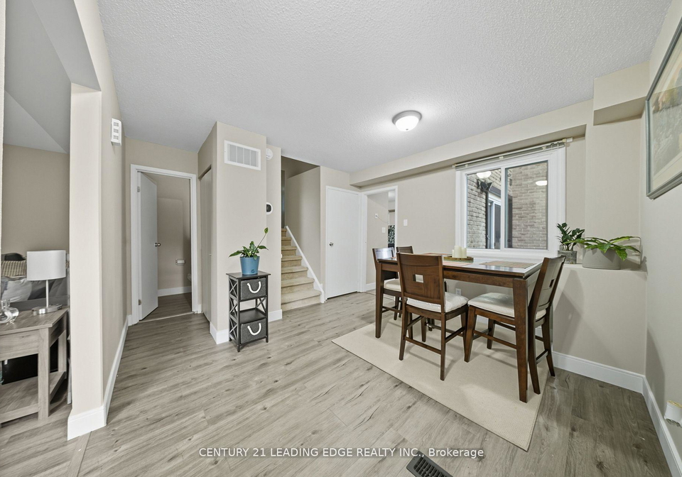 416-scottsdale-drive-guelph-ontario-x12662704