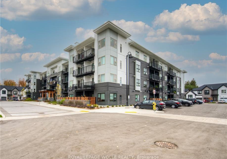110-fergus-avenue-kitchener-ontario-x12662860