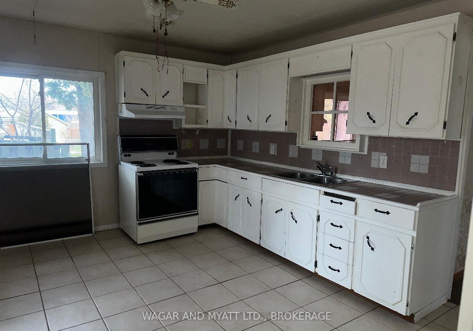 172-richard-street-greater-napanee-ontario-x12662862