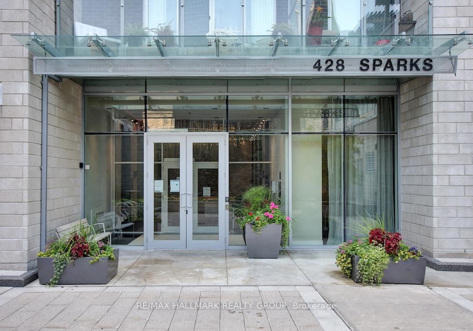 428-sparks-street-ottawa-ontario-x12662992