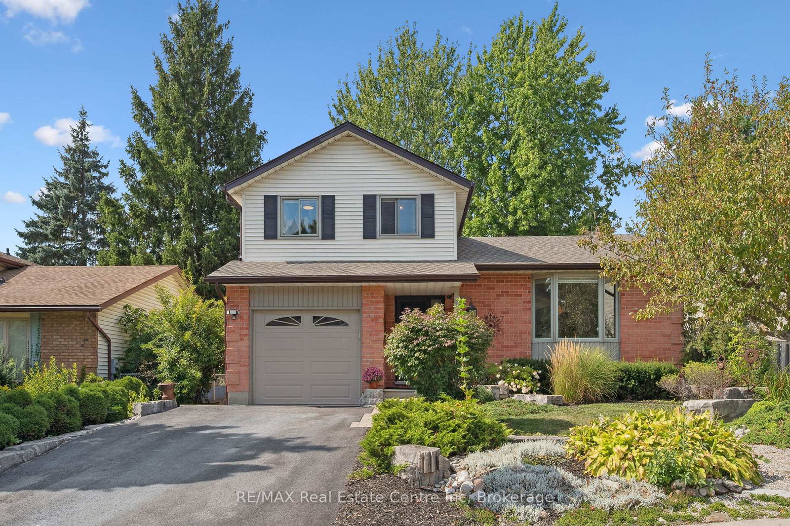 53-rochelle-drive-guelph-ontario-x12663310