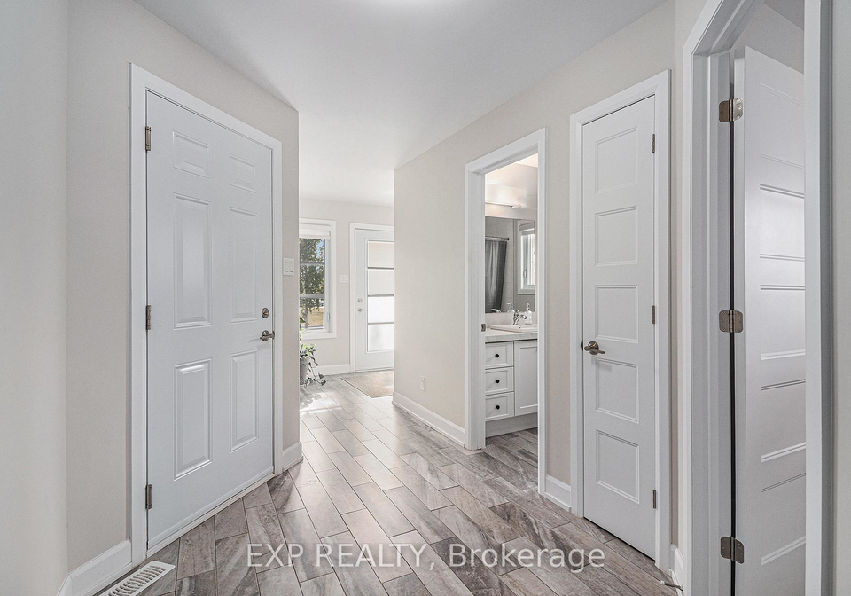 701-azure-street-russell-ontario-x12663392