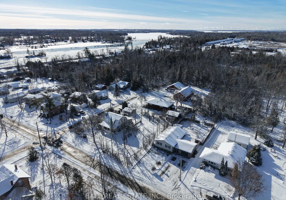 48-head-street-kawartha-lakes-ontario-x12663540
