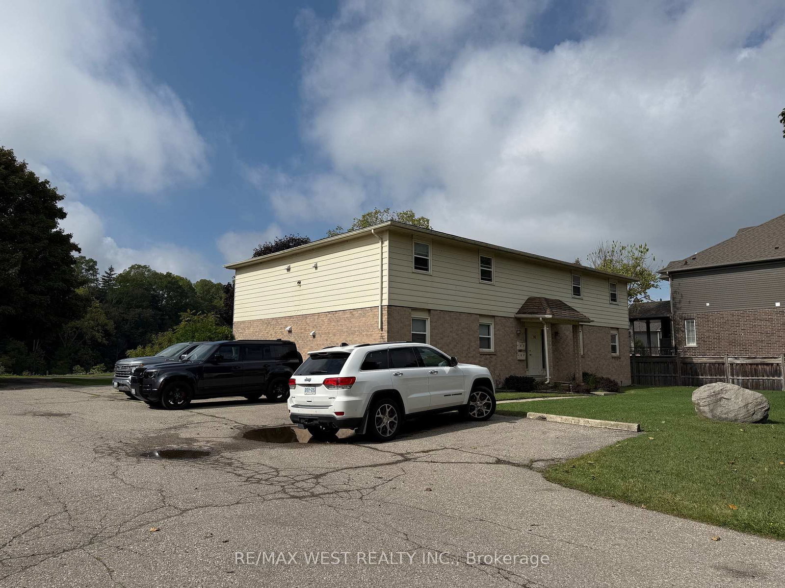 60-willow-street-brant-ontario-x12663676
