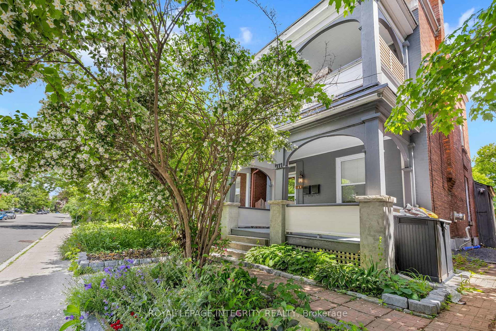 111-spadina-avenue-ottawa-ontario-x12663788