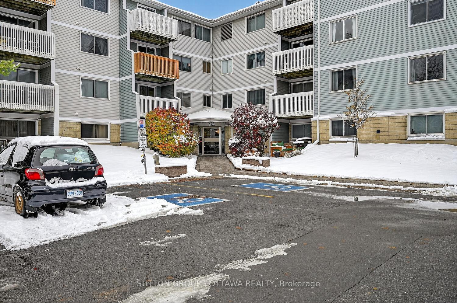 214-viewmount-drive-cityview-parkwoods-hills-rideau-shore-ottawa-ontario-x12664224