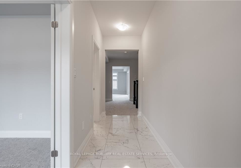 7482-sherrilee-crescent-niagara-falls-ontario-x12664366