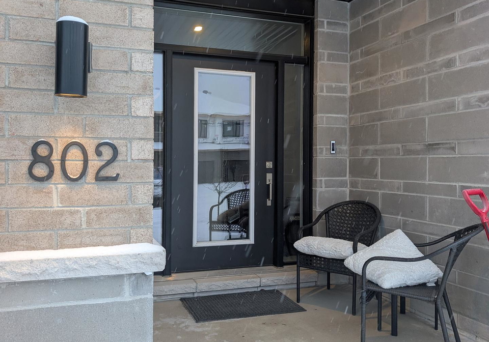 802-solarium-avenue-ottawa-ontario-x12664856