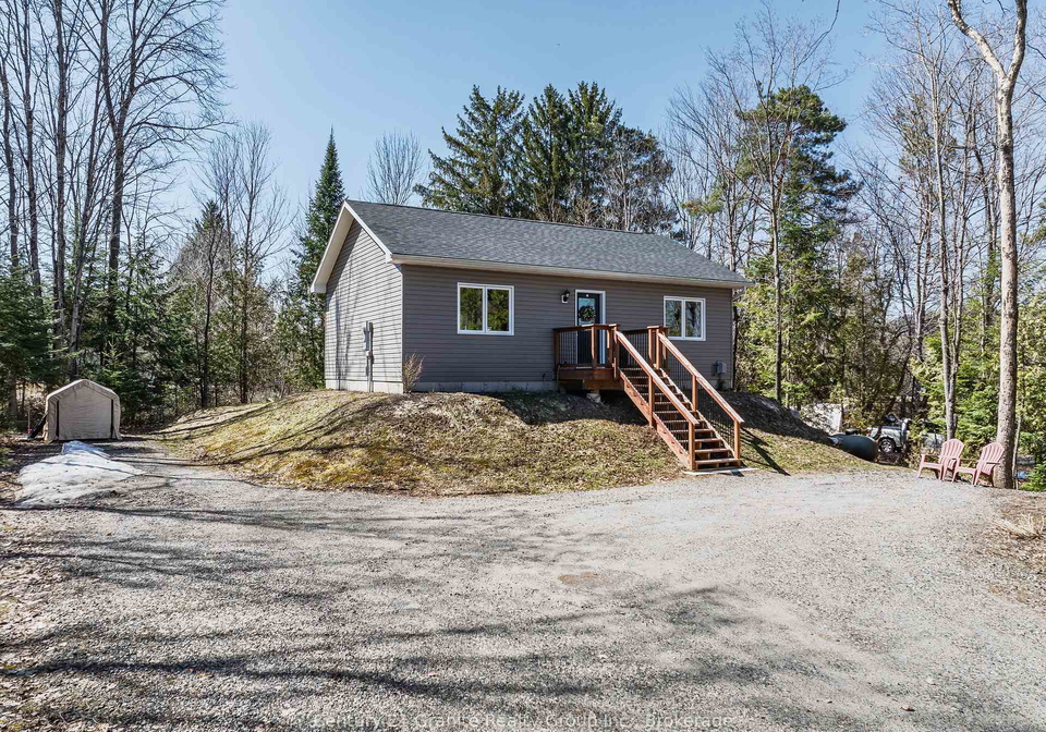 1015-guilford-court-dysart-et-al-ontario-x12665094