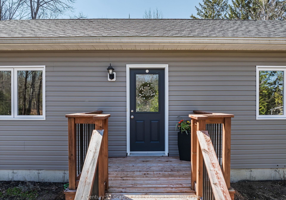 1015-guilford-court-dysart-et-al-ontario-x12665094