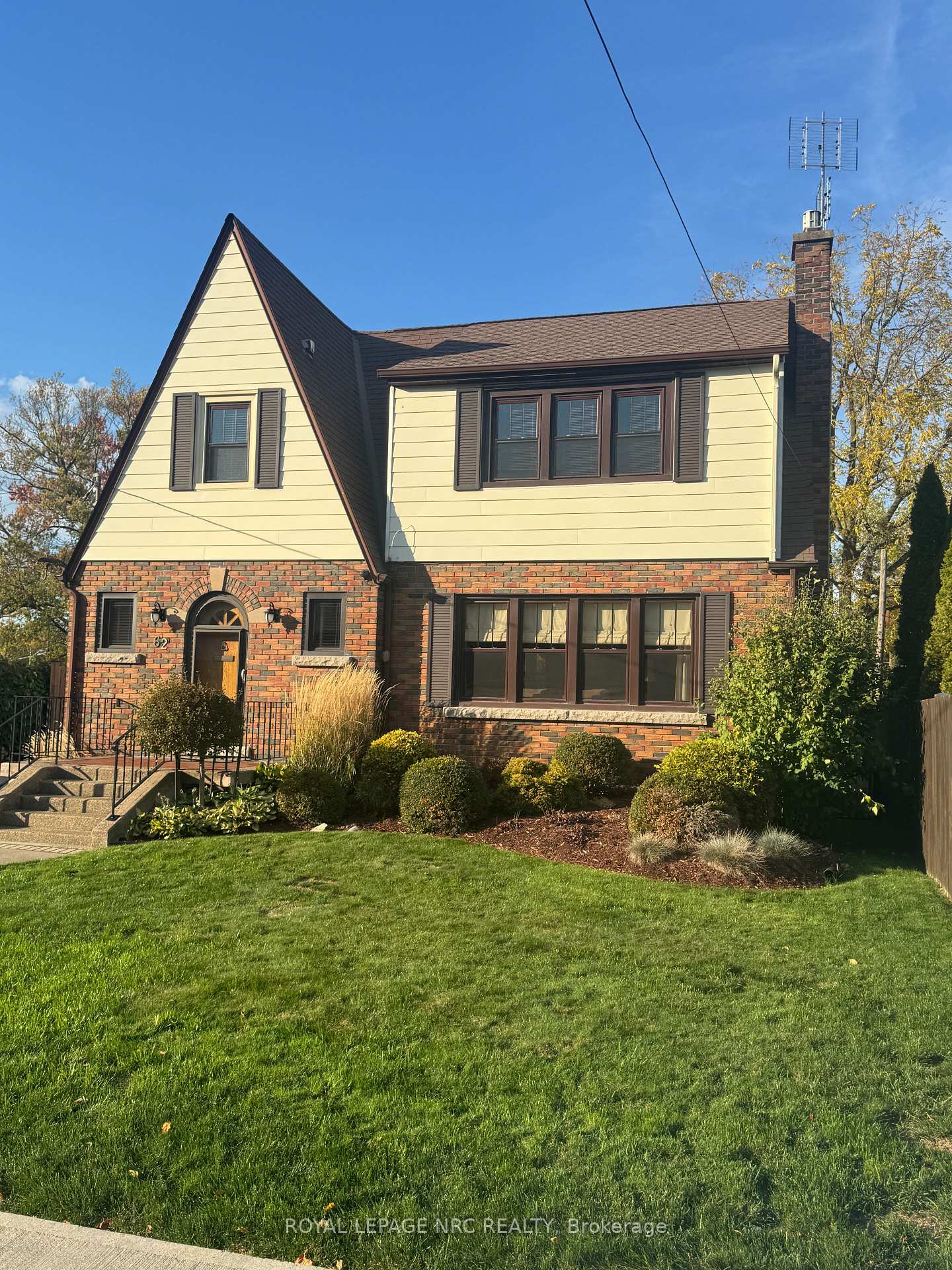 62-pine-street-welland-ontario-x12665236
