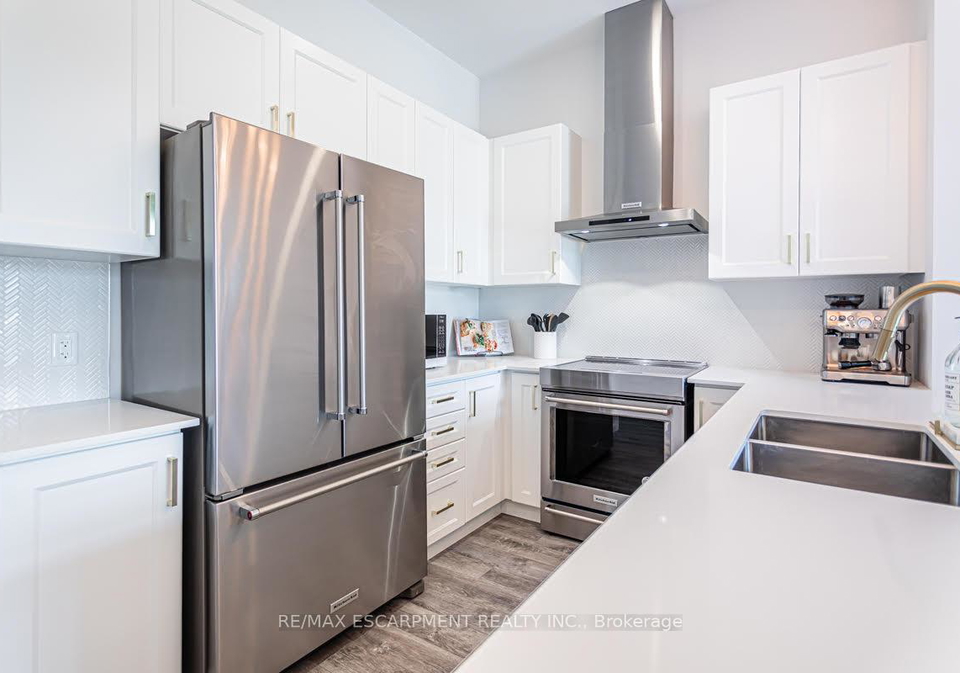 1-redfern-avenue-hamilton-ontario-x12665478
