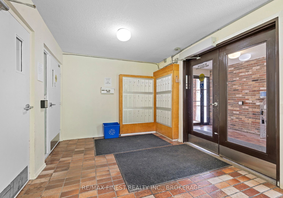 1010-pembridge-crescent-kingston-ontario-x12665544