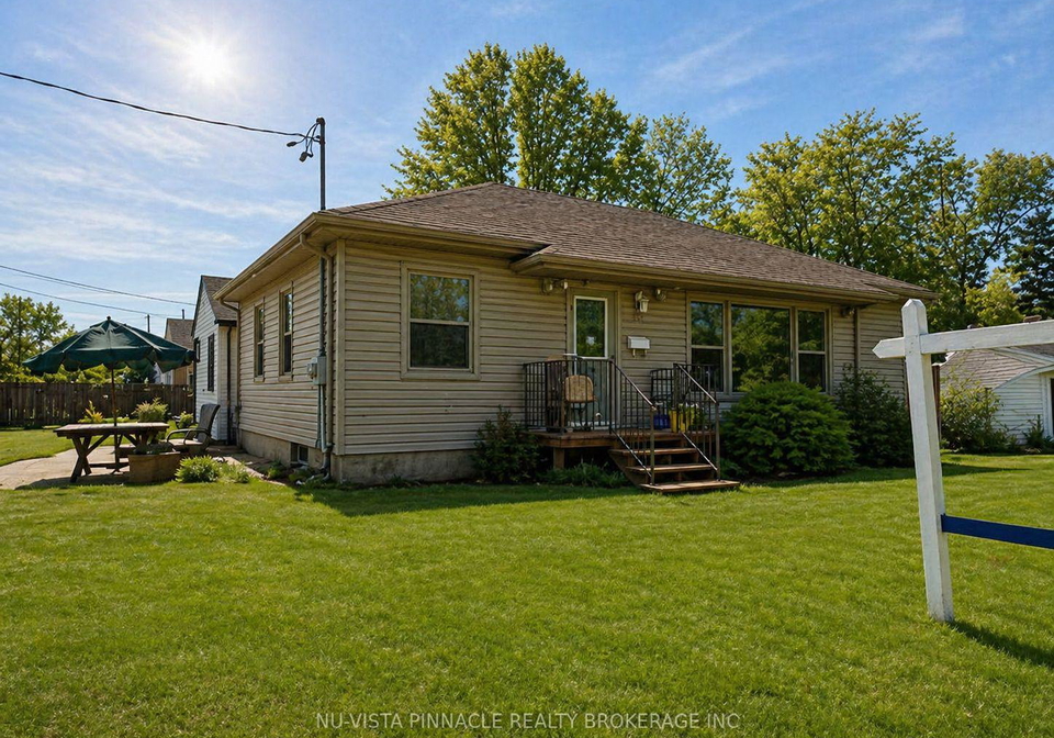687-cheapside-street-london-east-ontario-x12665814