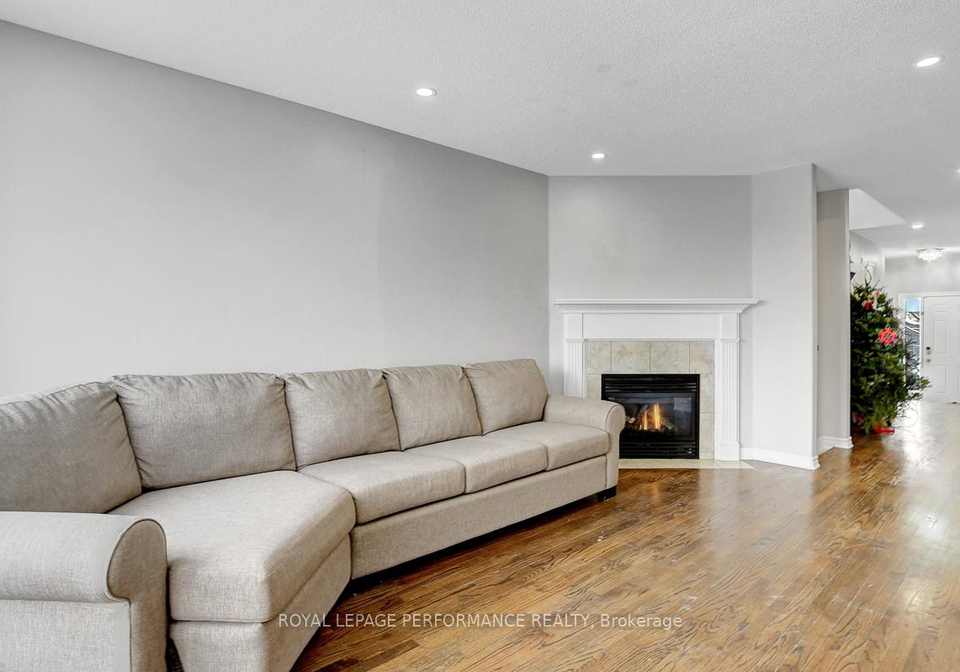 156-talltree-crescent-ottawa-ontario-x12666234