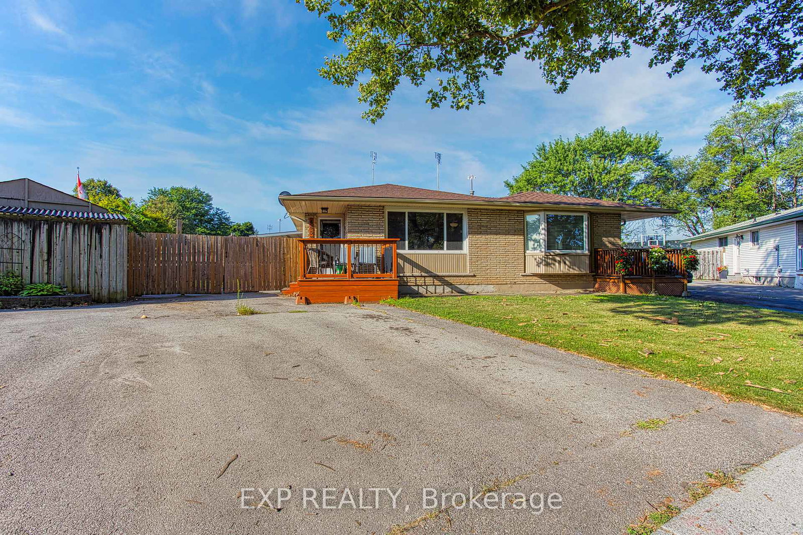 4453-meadowvale-drive-niagara-falls-ontario-x12666270