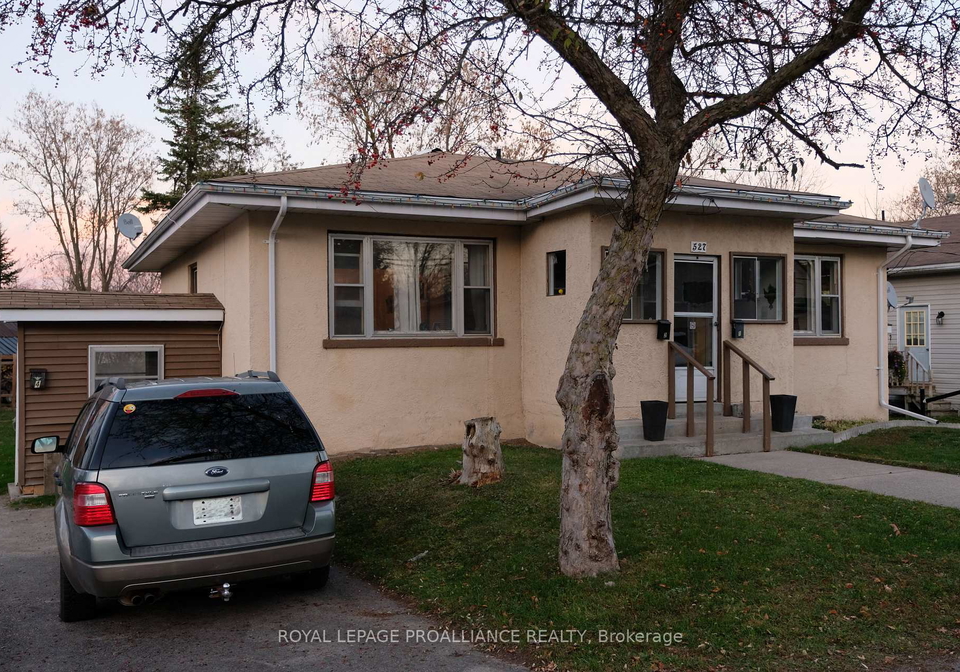 527-front-street-quinte-west-ontario-x12668172