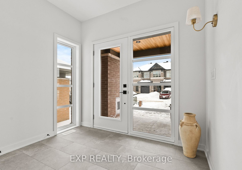 687-honeydew-street-ottawa-ontario-x12668662
