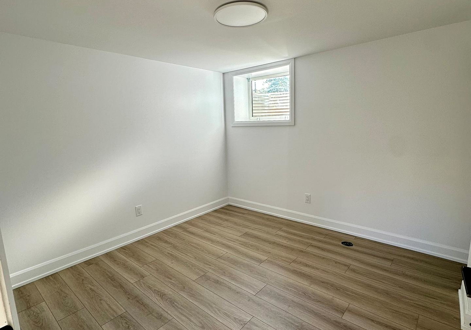 2101-arch-street-ottawa-ontario-x12668720
