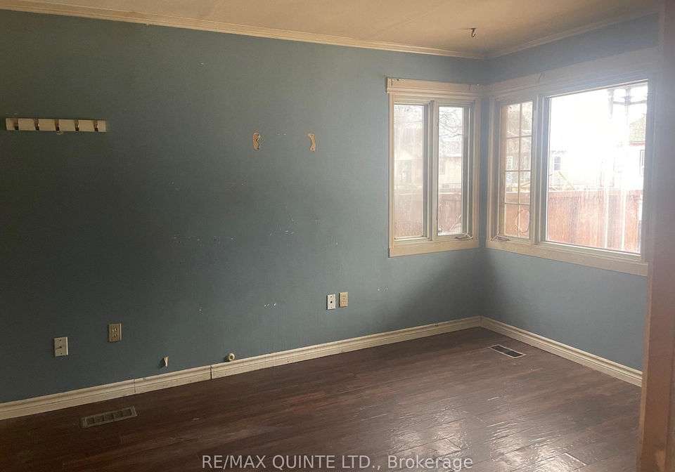 55-connaught-avenue-london-east-ontario-x12668970
