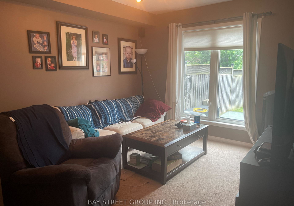 27-newport-crescent-hamilton-ontario-x12669158