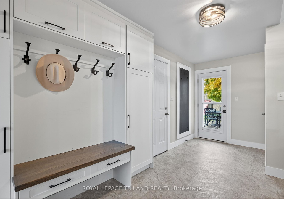 11565-springfield-road-malahide-ontario-x12669512