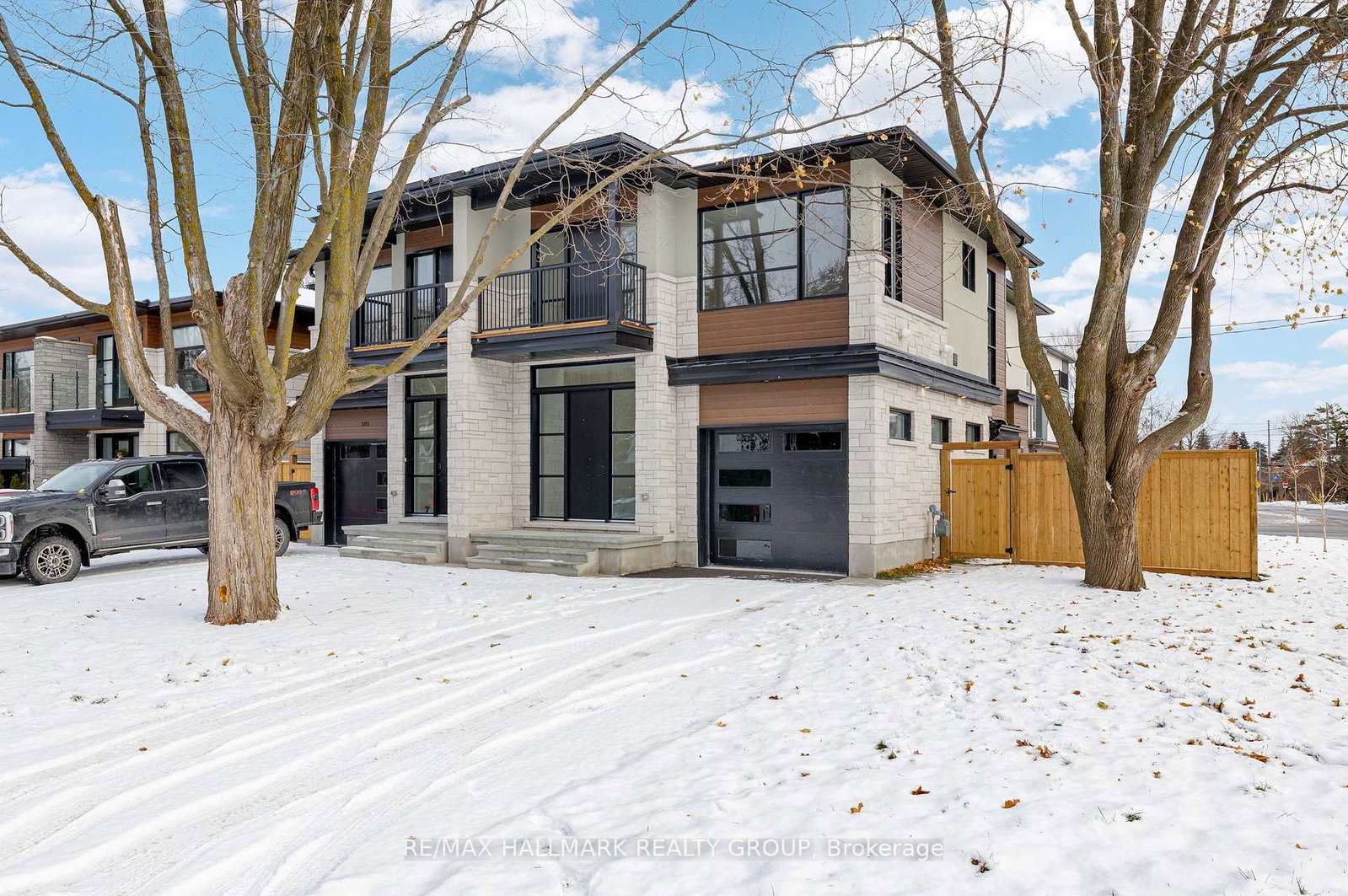 507-dawson-avenue-ottawa-ontario-x12669616