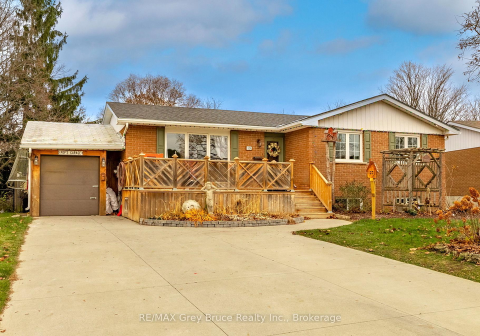 520-1st-a-street-owen-sound-ontario-x12669630