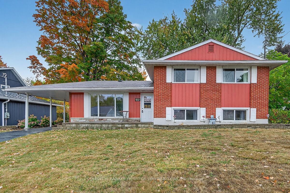 268-ottawa-street-mississippi-mills-ontario-x12670422