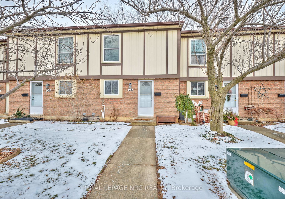 linfield-drive-st-catharines-ontario-x12670860