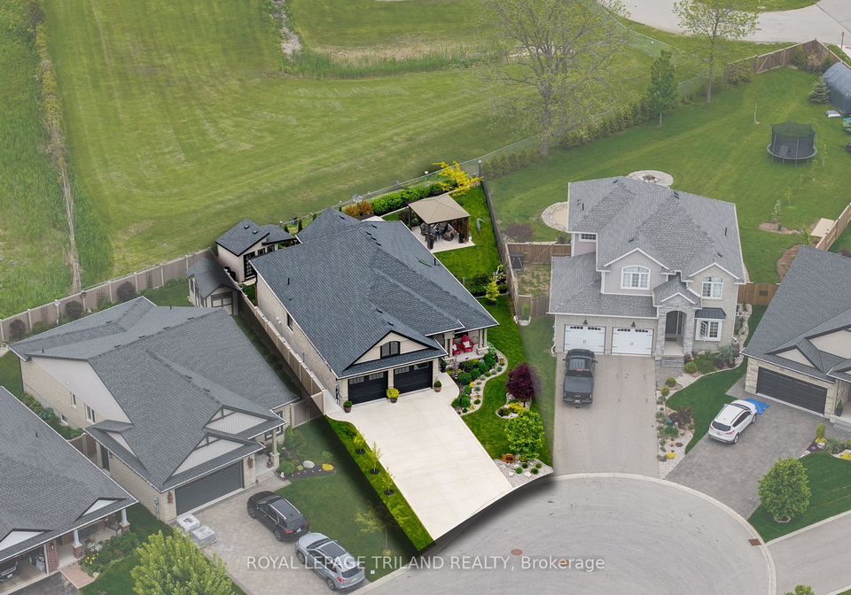 208-emery-street-central-elgin-ontario-x12670942