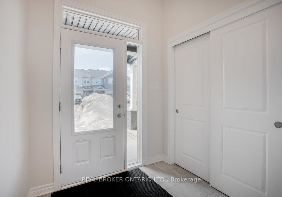 944-socca-crescent-ottawa-ontario-x12671004